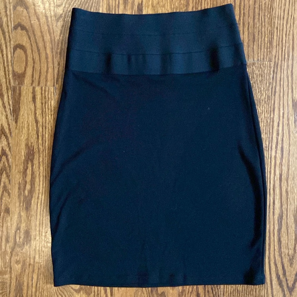 Max Studio stretch jersey mini skirt